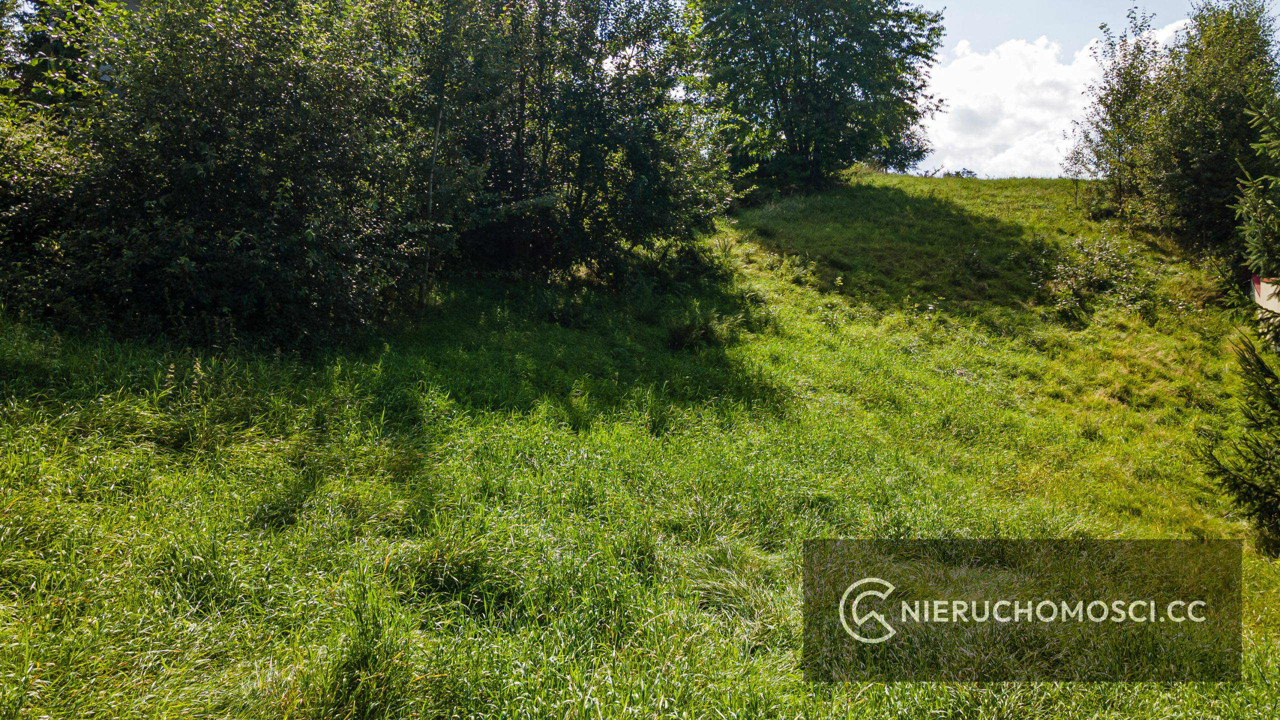 DJI_0347 Działka budowlana w Osieczanach – 1800 m2