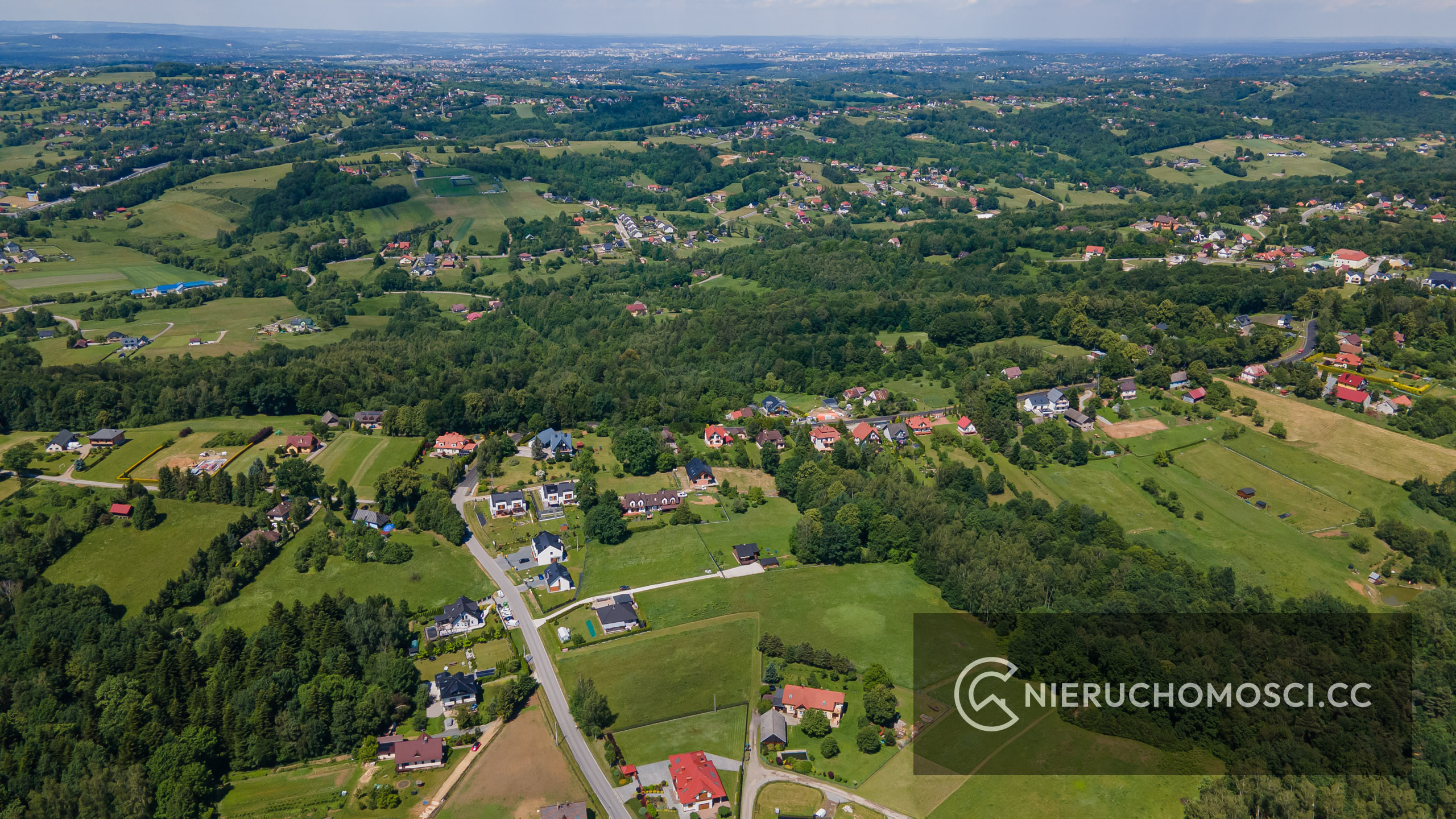 DJI_0404 Głogoczów budowlana 10 ar pod lasem OKAZJA ! 229000zł